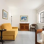 Apartament Luis - *